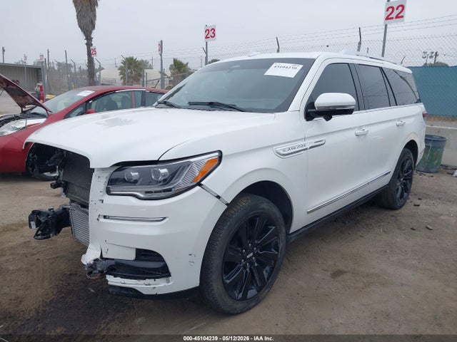 Lincoln Navigator Reserve