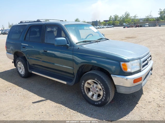 Salvage Toyota 4Runner Image
