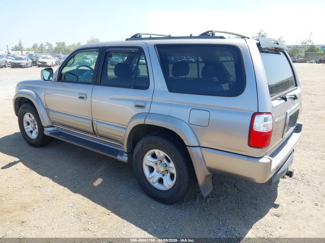 Toyota 4Runner Limited V6