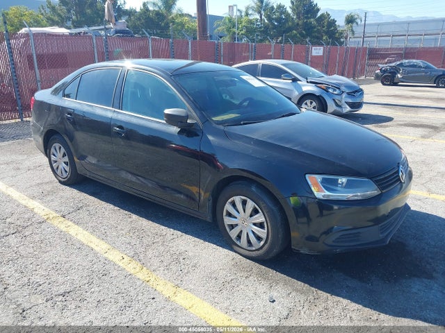 Salvage Volkswagen Jetta Image