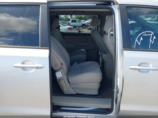 Kia Sedona Lx