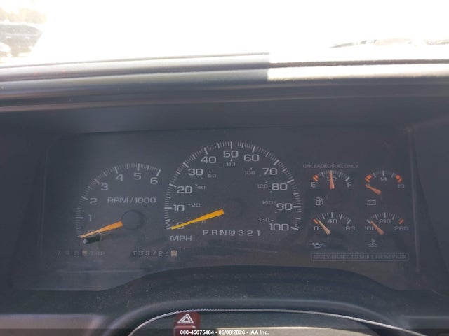 Chevrolet Suburban 2500