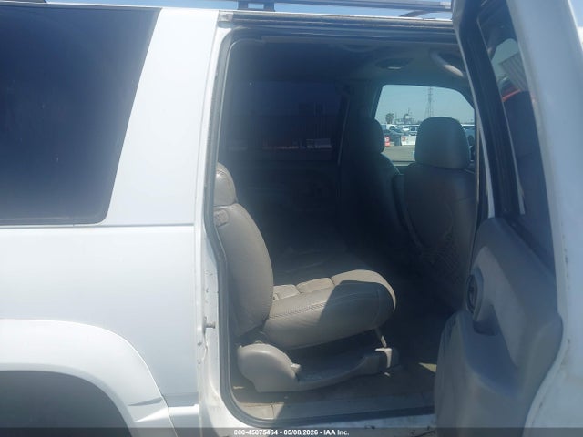 Chevrolet Suburban 2500