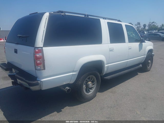 Chevrolet Suburban 2500