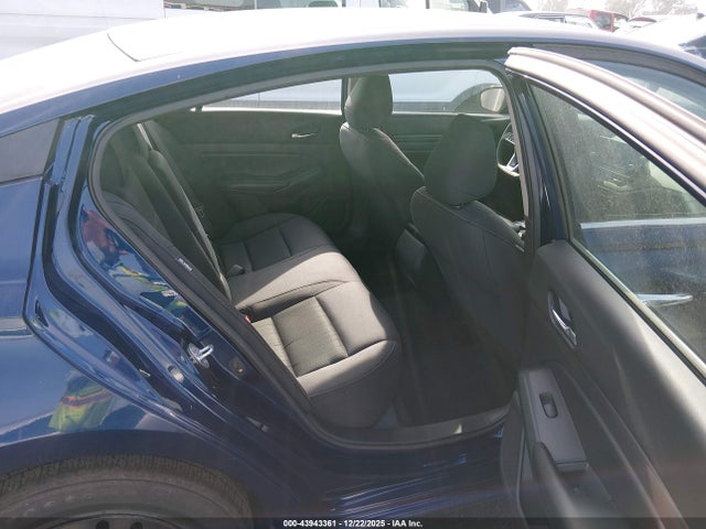 Nissan Altima S Fwd