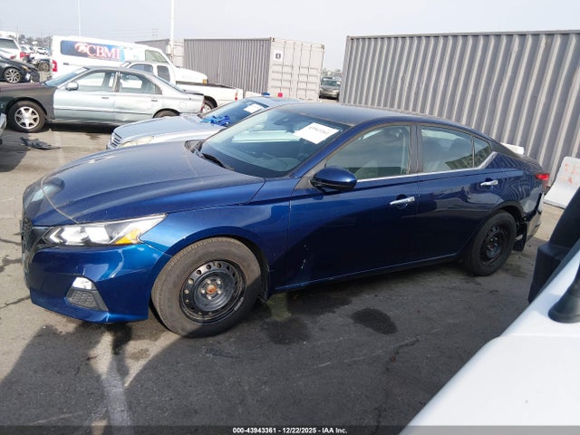 Nissan Altima S Fwd