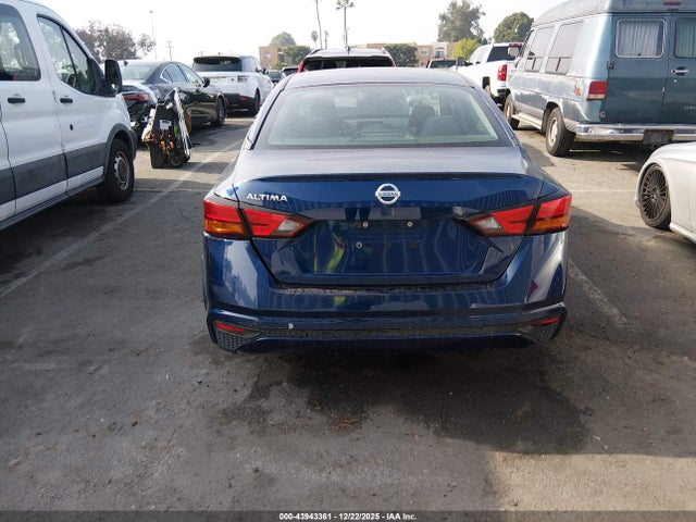 Nissan Altima S Fwd