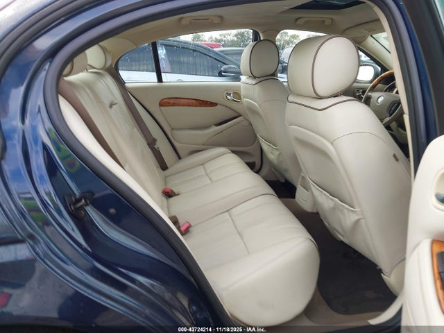 Jaguar S-Type 3.0 V6