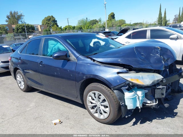 Toyota Camry Le
