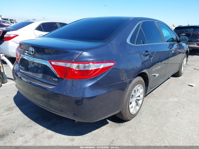 Toyota Camry Le