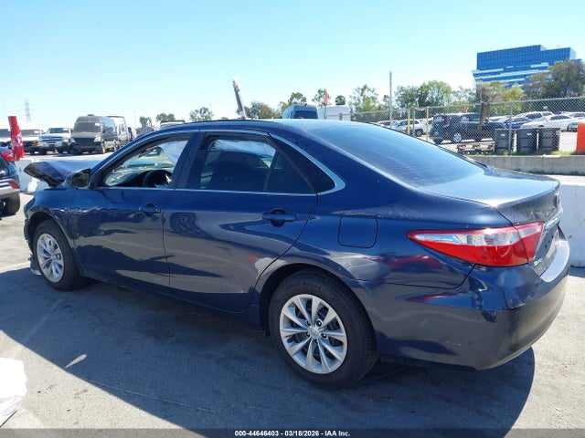 Toyota Camry Le