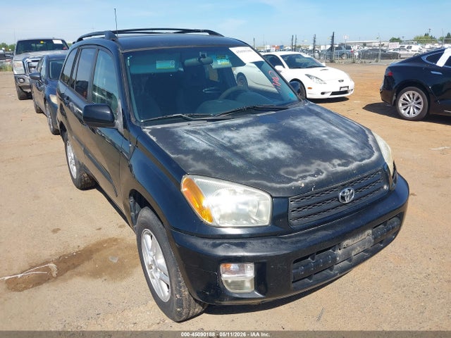 Salvage Toyota RAV4 Image