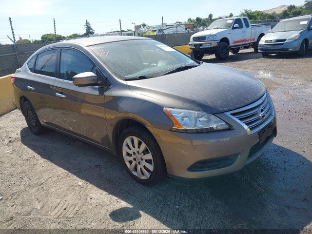 Salvage Nissan Sentra Image