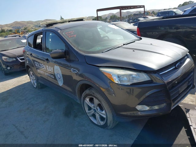 Salvage Ford Escape Image