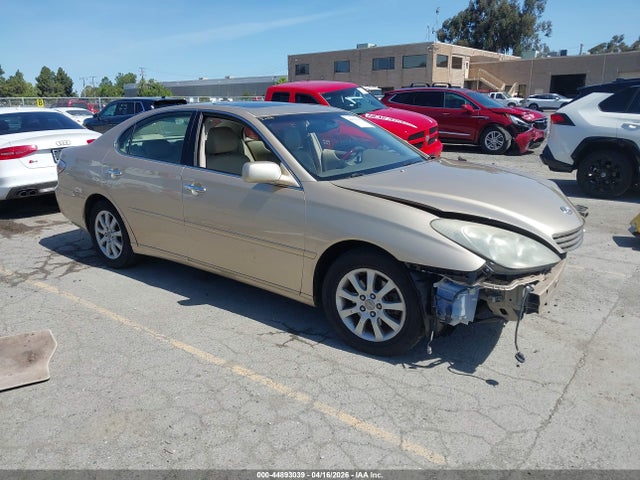 Salvage Lexus Es Image