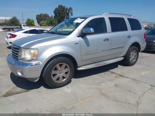 Chrysler Aspen Limited