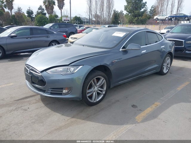 Tesla Model S Performance