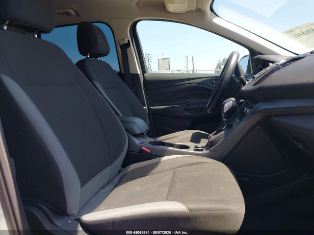 Ford Escape S