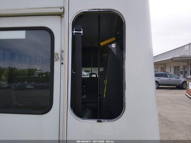 Ford E-350