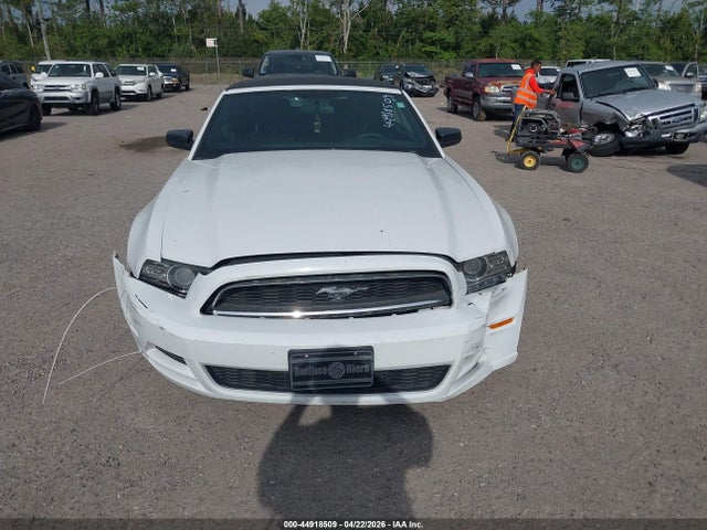 Ford Mustang V6