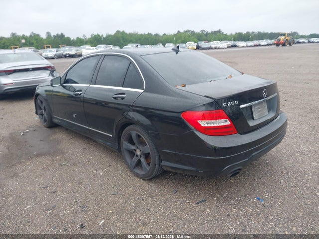 Mercedes-Benz C-Class Sport
