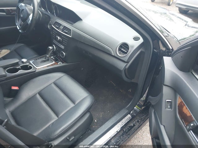 Mercedes-Benz C-Class Sport