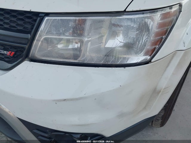 Dodge Journey Crossroad
