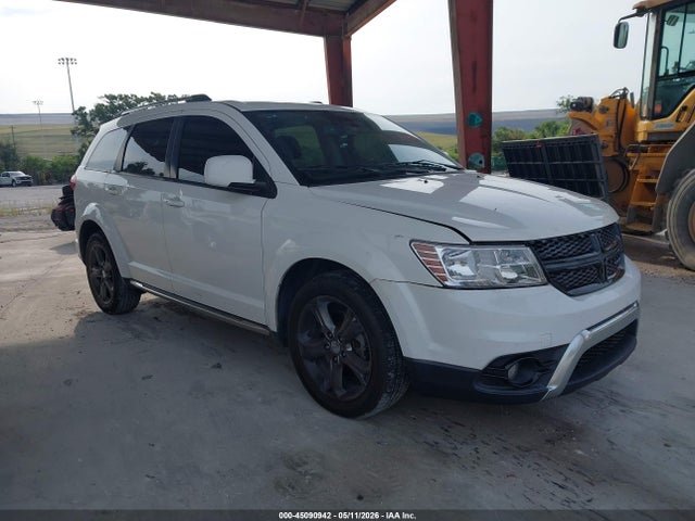Salvage Dodge Journey Image