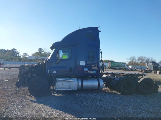 Freightliner Cascadia 125