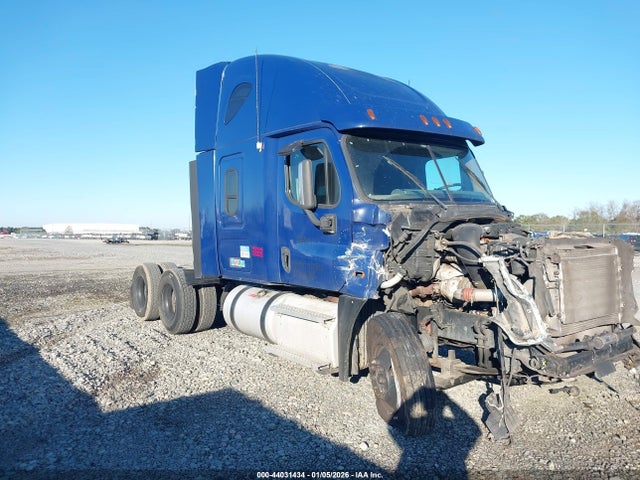 Salvage Freightliner Cascadia 125 Image