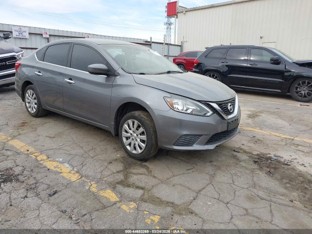 Salvage Nissan Sentra Image