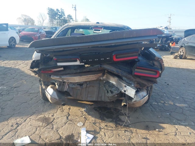 Dodge Challenger Sxt