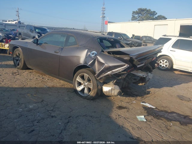 Dodge Challenger Sxt