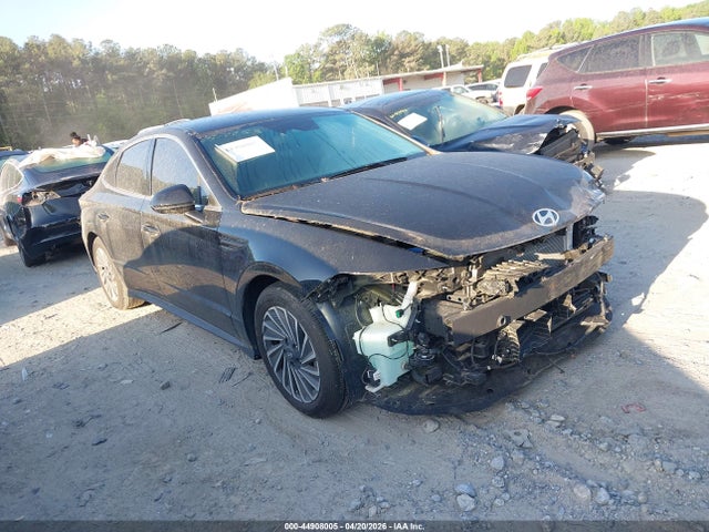 Salvage Hyundai SONATA Image