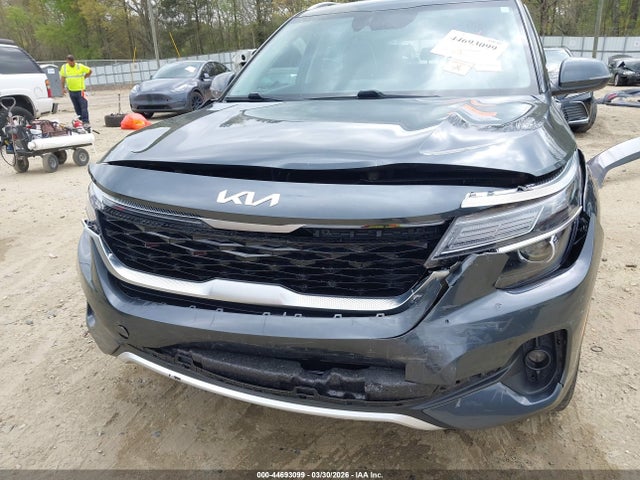 Kia Seltos S