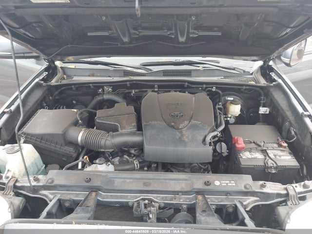 Toyota Tacoma Sr5 V6