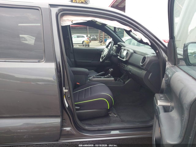 Toyota Tacoma Sr5 V6