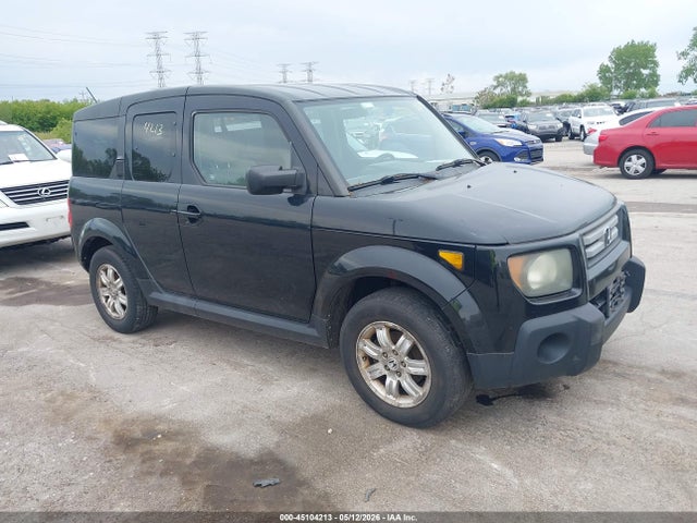 Salvage Honda Element Image