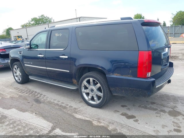 Cadillac Escalade Standard