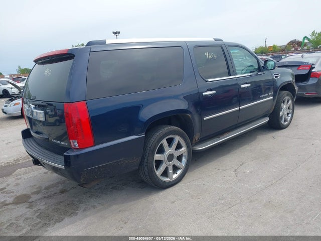 Cadillac Escalade Standard