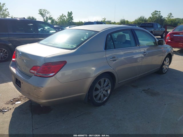Toyota Avalon Xls