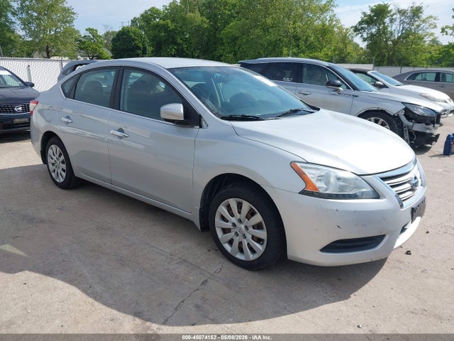 Salvage Nissan Sentra Image