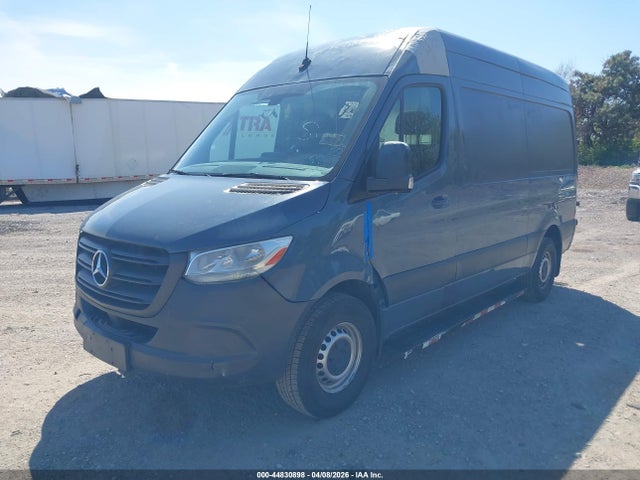 Mercedes-Benz Sprinter 2500 Standard Roof V6