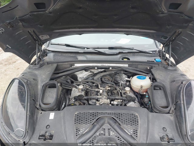 Porsche Macan S
