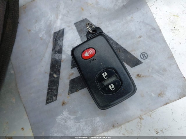 Toyota RAV4 Limited V6