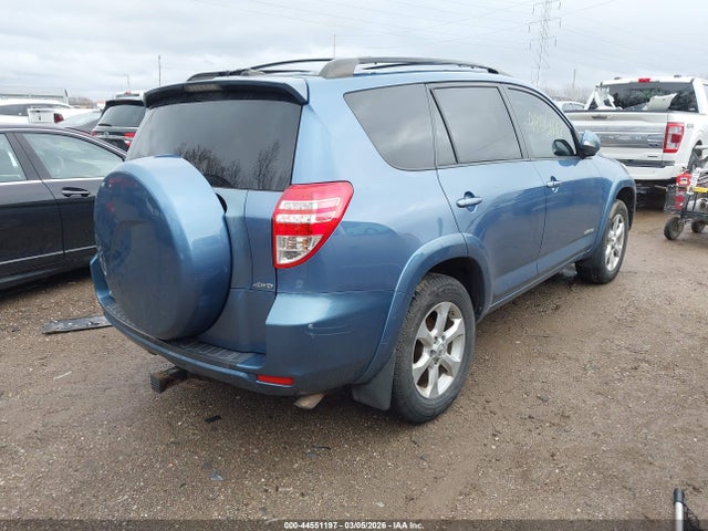Toyota RAV4 Limited V6