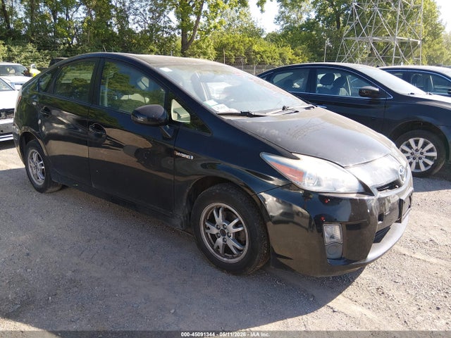 Salvage Toyota Prius Image