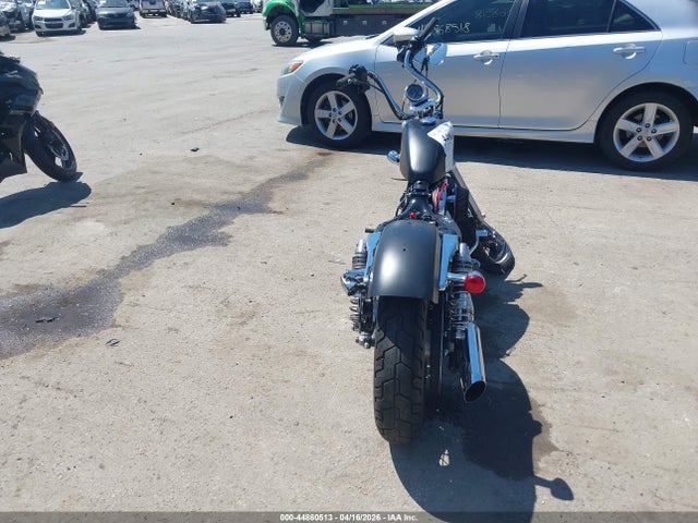 Harley-Davidson Xl1200 V