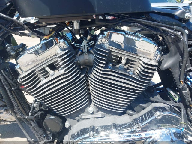 Harley-Davidson Xl1200 V