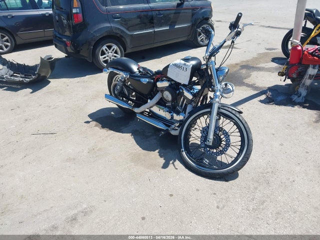 Salvage Harley-Davidson Xl1200 Image